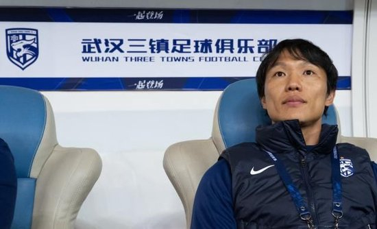 三镇变阵首胜:邓涵文造两球,绍尔前腰激活攻击群 三镇变阵首胜:邓涵文造两球,绍尔前腰激活攻击群