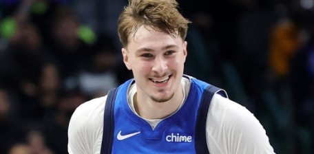 弗拉格全明星后23+7+6,六边形战士属性已兑现季前预测
