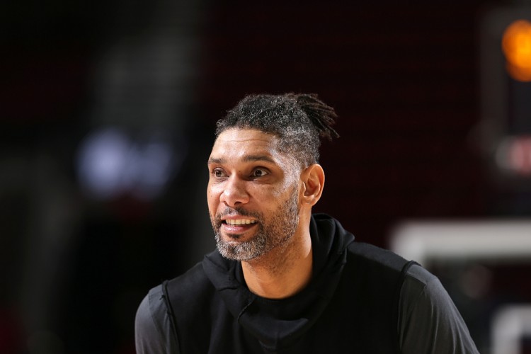 马刺名宿曝邓肯在南美骑摩托：电话都听不清声音