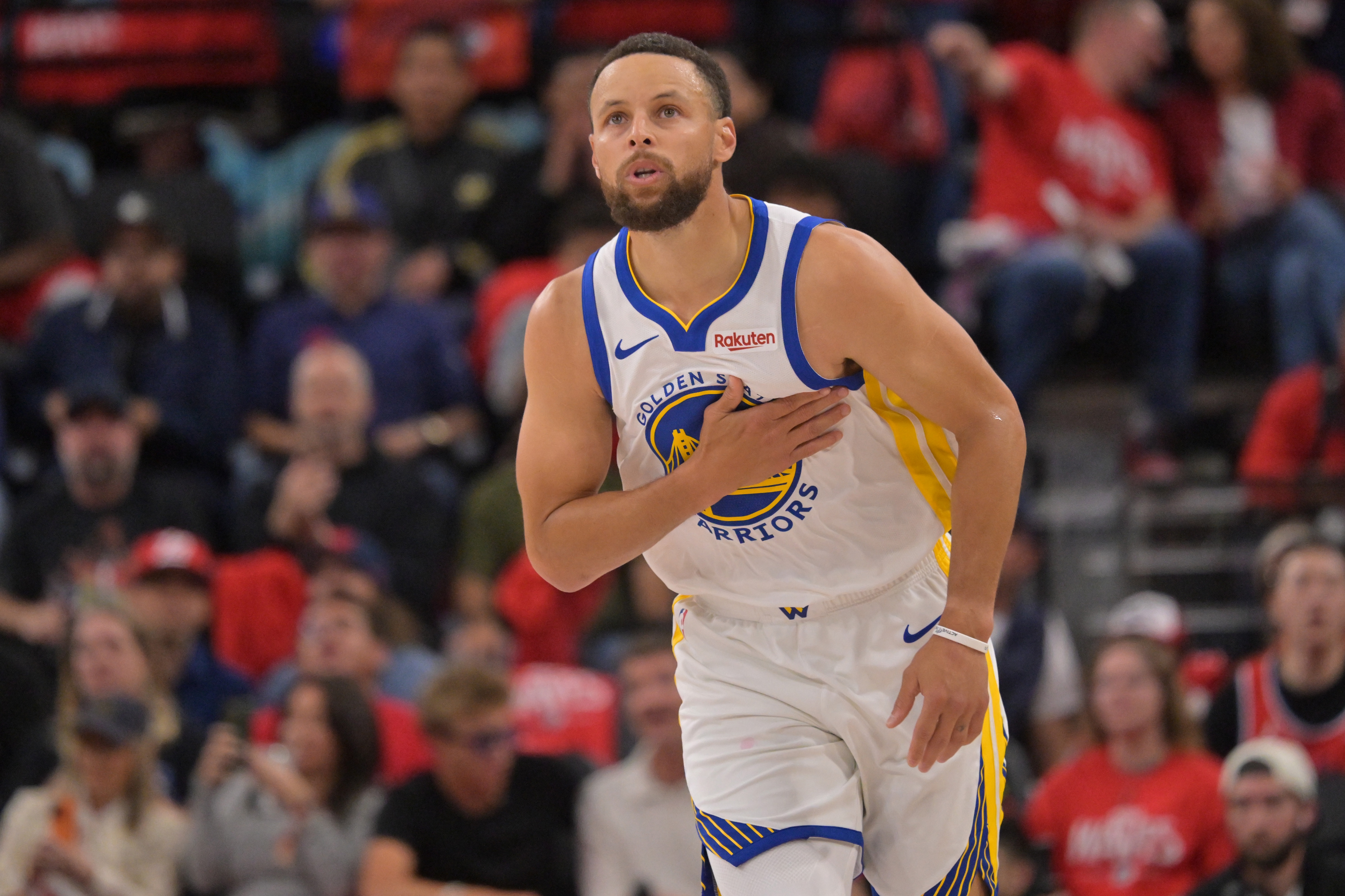 库里一人扛起NBA收视率:近十年29场1400万+比赛占27场 库里一人扛起NBA收视率:近十年29场1400万+比赛占27场