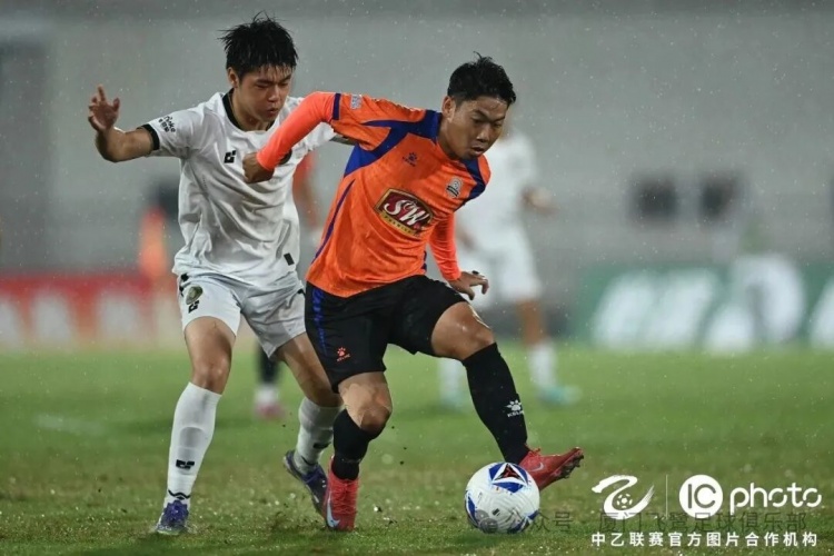 十人厦门飞鹭客场0-1温州,三连胜遭大雨终结 十人厦门飞鹭客场0-1温州,三连胜遭大雨终结